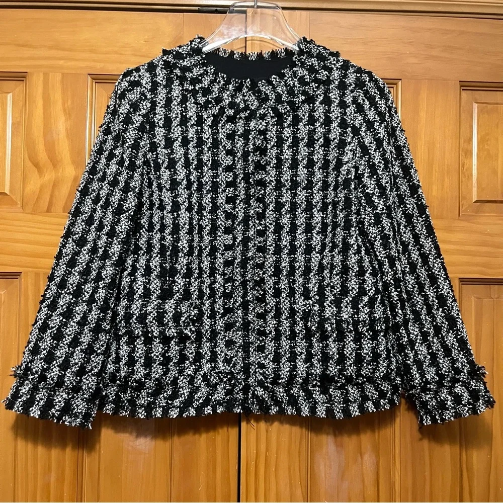 Ann Taylor Black and White Houndstooth Fringed Blazer Size 4 EUC
